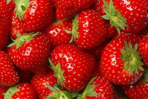 many-strawberries-red-fruit-delicious-wallpaper-thumb many-strawberries-red-fruit-delicious-wallpaper-thumb